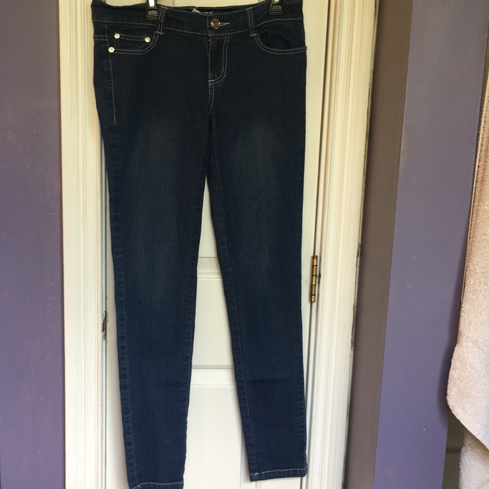Sumba jeans. Size 5/6.
